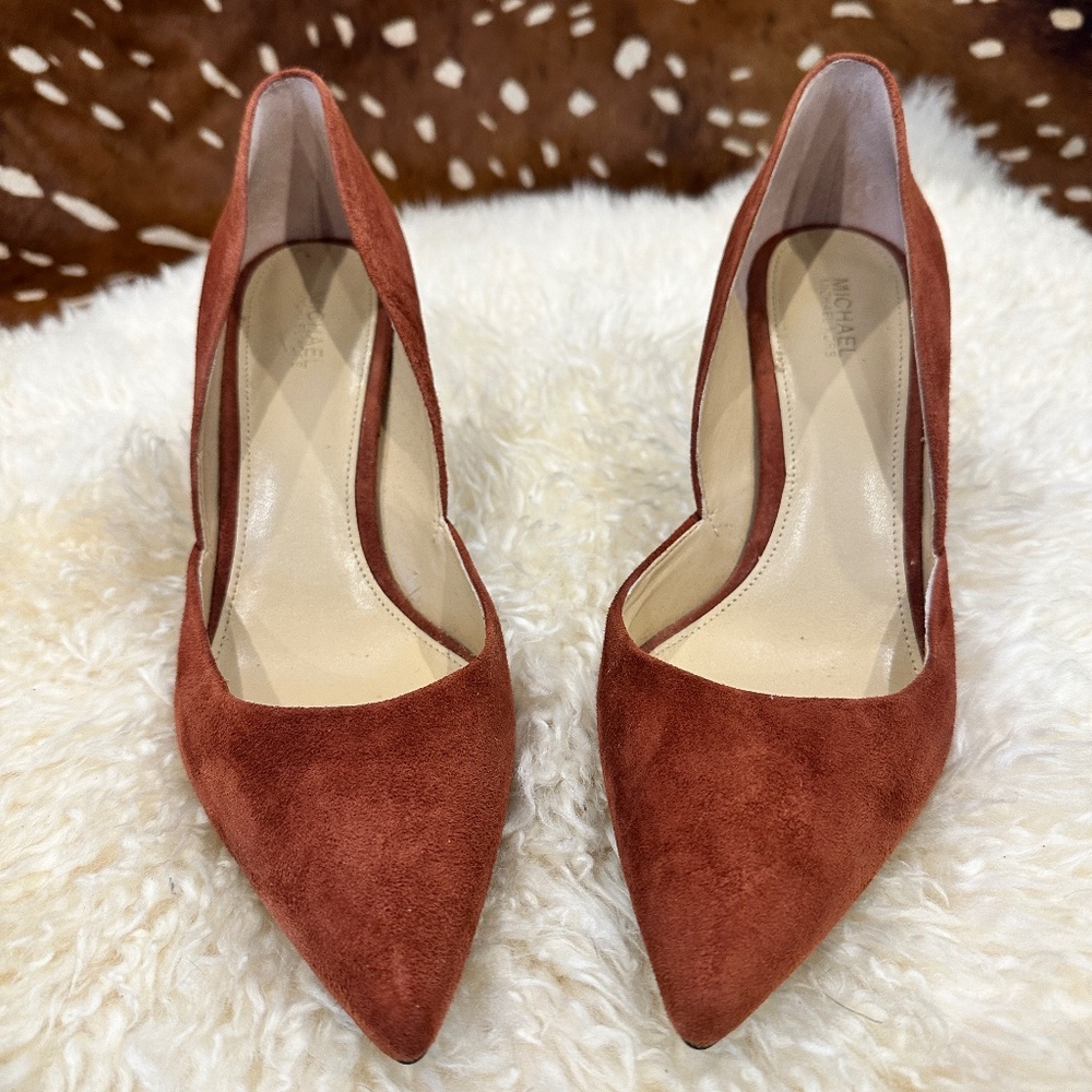MICHAEL KORS Red Brick Suede Pump NWOT Sz 8.5M